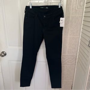 Women’s Old Navy “rock star” Skinny Jeans